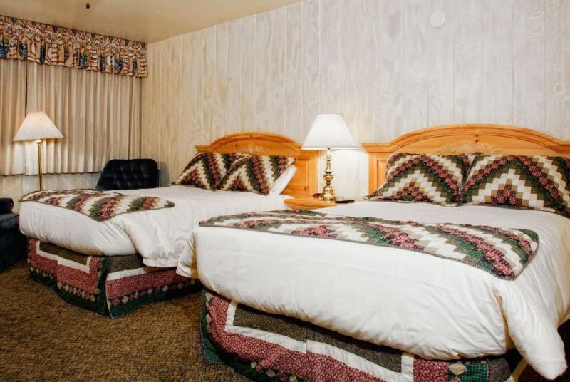 June Lake Motel Exterior photo